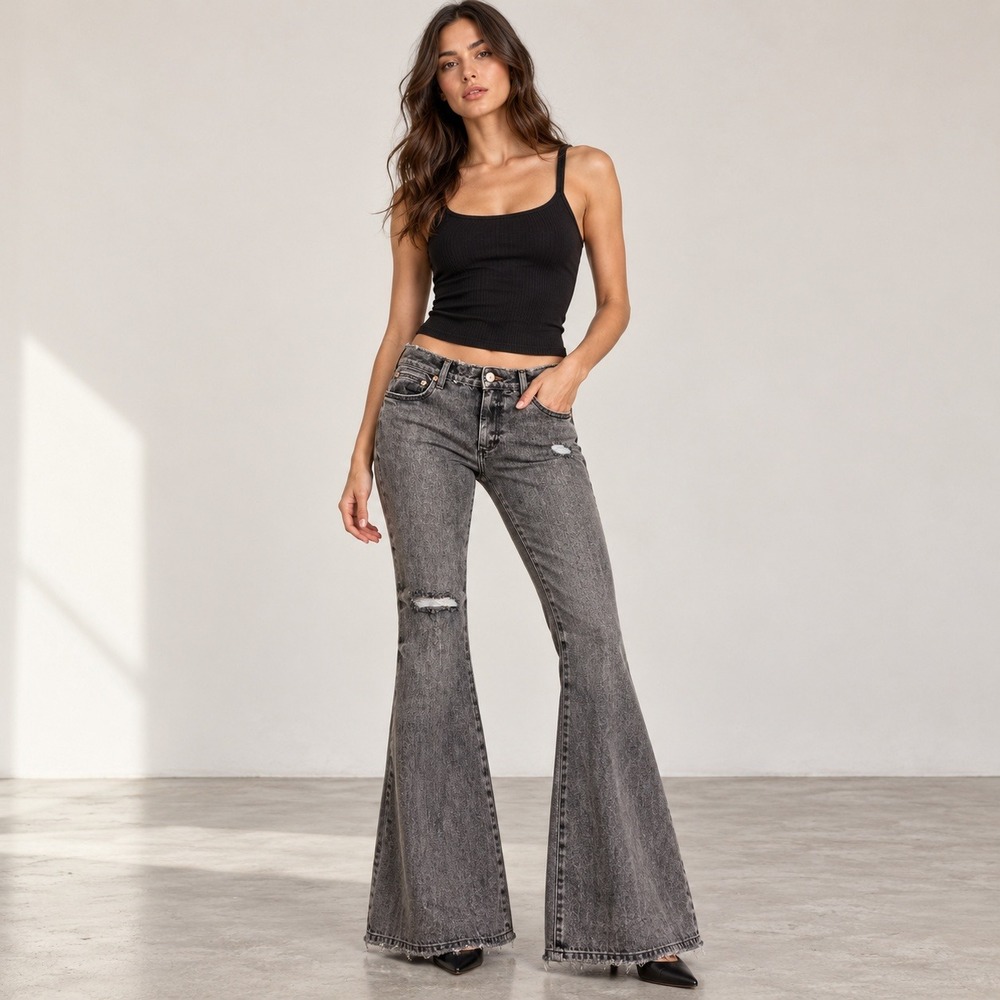 SER.O.YA Izzi Low Rise Flare Jeans Womens 28 Castlerock Grey Raw Hem